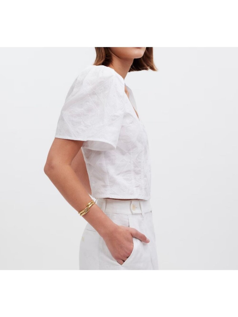 Madewell Darted V-Neck Top Women's Size 00 in Floral Eyelet White
